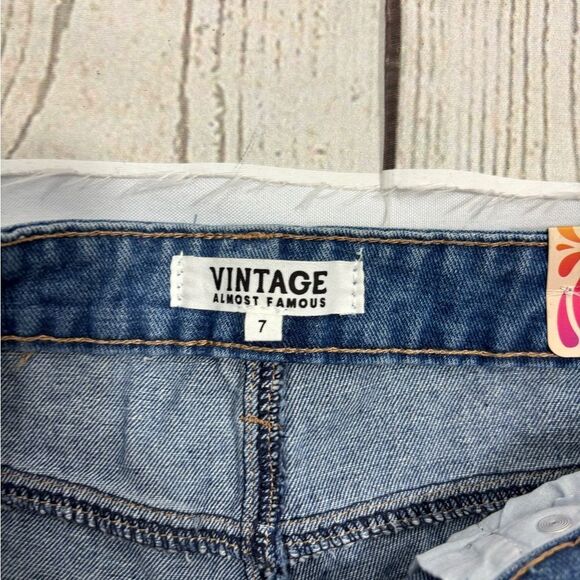 NWT Vintage Almost Famous Patchwork Jeans - Picture 5 of 11